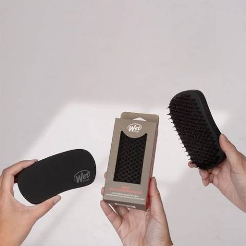 Wet Brush Men's Palm Shine Enhancer Brush Wet Brush