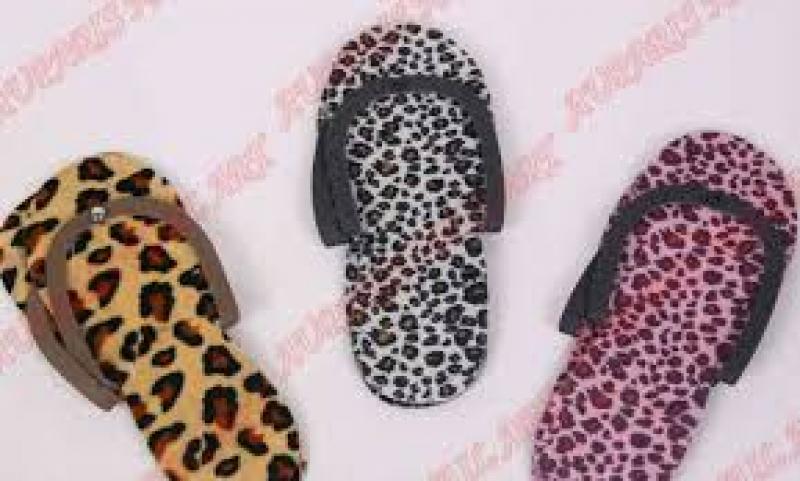 Slipper Pedeicure - FUR Leopard Or Zebra 1 Pack Finishing Touch Body Hair And Beauty Supplies
