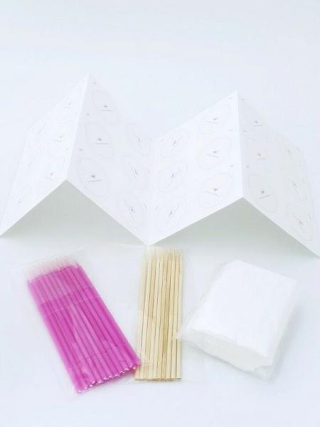 Silky Rolls Lash Stickers With Wooden Sticks And Plastic Applicators Silky